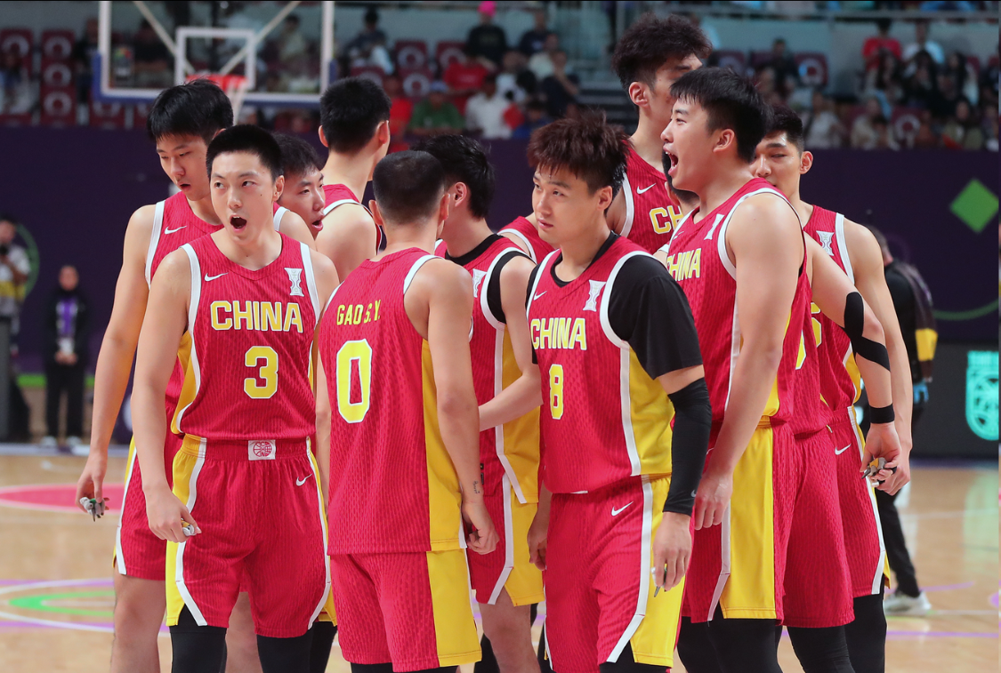 世界杯手机观看-每天补贴300！中国男篮除夕还在训练，球迷：假装努力